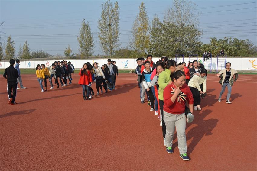 2014112694314302.jpg william威廉亚洲官方