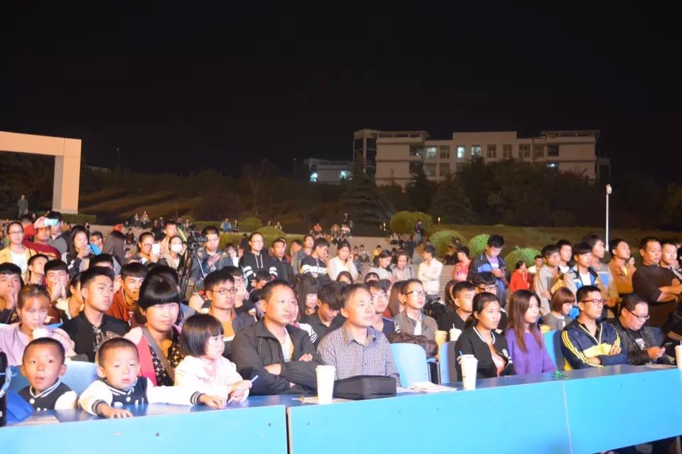 2015102692943498.jpg william威廉亚洲官方